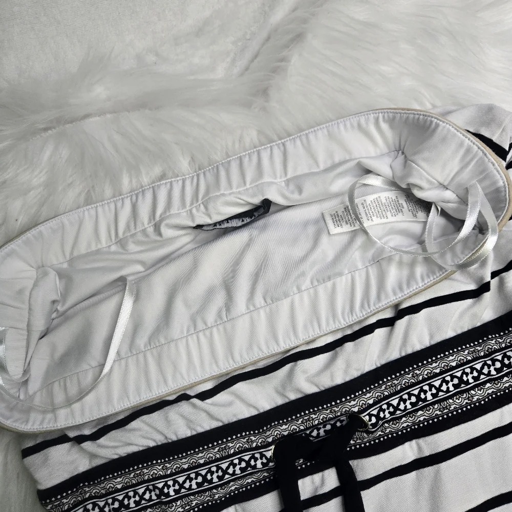 White House Black Market Bohemian Black and White Strapless Striped Dress - Picture 13 of 15